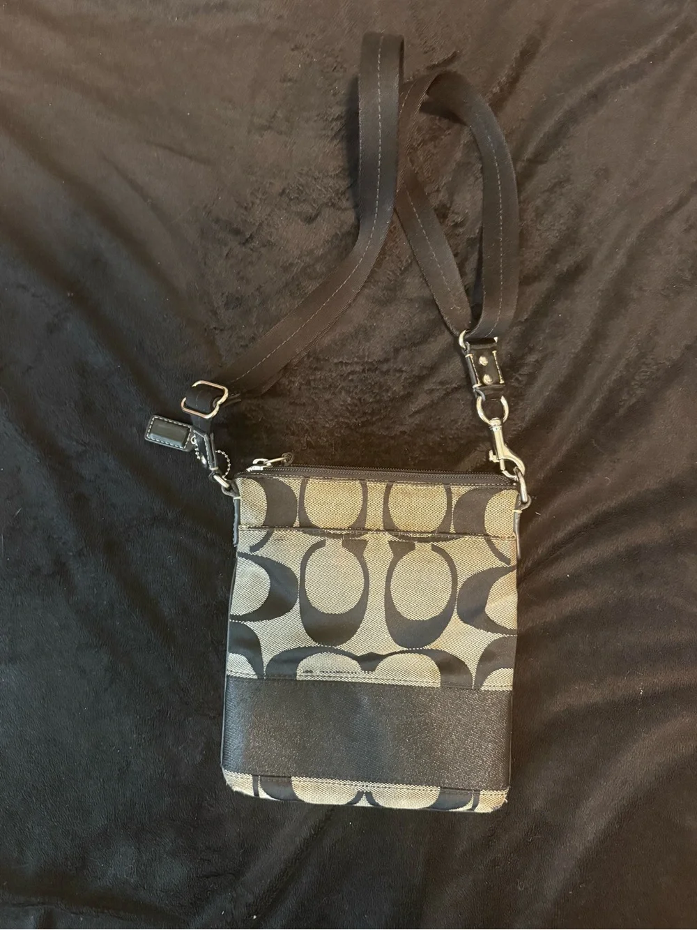 Coach crossbody signature